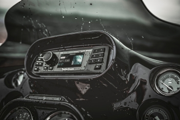 Rockford Fosgate PMX-HD9813 Radio für Harley Davidson ®